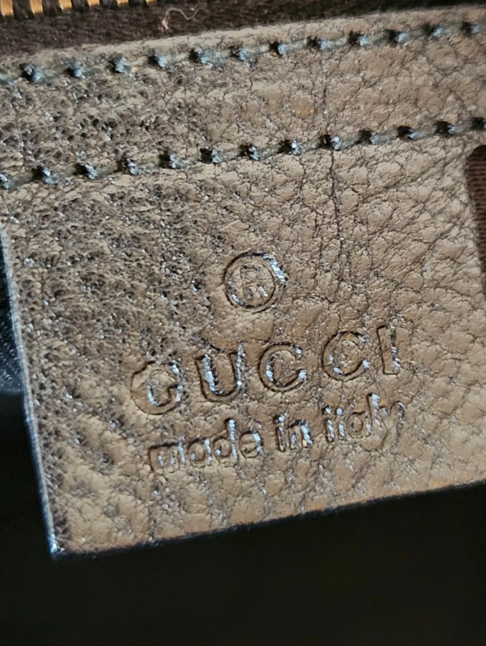 Gucci Black Canvas and Leather Interlocking Shoulder Bag - Picture 4 of 11